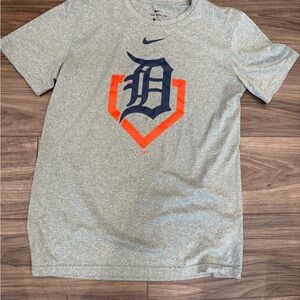 Nike Kids Gray T-Shirt with Navy and Orange Logo